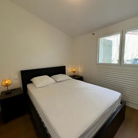 Maison Spacieuse Pour 8 Pers, Proche Et Foret - Fr-1-323-574 펜션 *