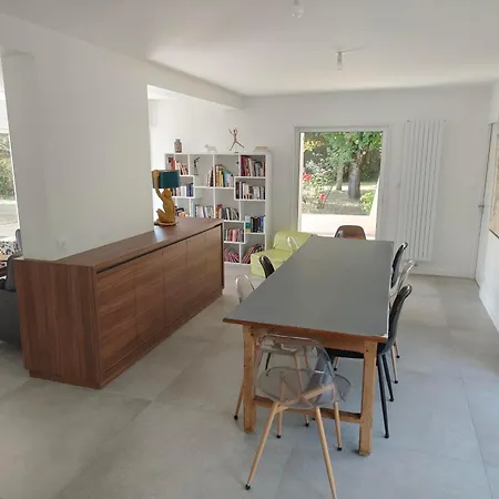 Maison Spacieuse Pour 8 Pers, Proche Et Foret - Fr-1-323-574 Vakantiehuis *