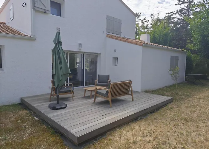 펜션 Maison Spacieuse 8 Pers, Pres De La Et Foret, Avec Wifi - Fr-1-323-574 생장드몽